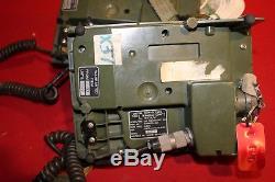 2 Army Military Surplus Field Phone Radio Telephone Ta-1042 A/u Handset Prc Wire