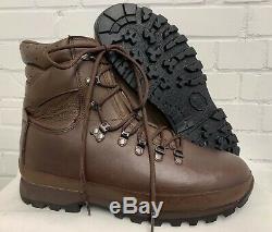 ALTBERG BROWN LEATHER DEFENDER BOOTS Size 11 Medium British Army Military