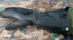 Canadian army/military arctic mitt extreme cold black Small Brand new