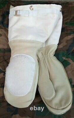 Canadian army/military arctic mitt extreme cold white/cream Large Brand new