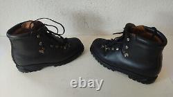 FINE Vintage Swiss Army RAICHLE Leather Boots Hiking Mountaineering 1982 Surplus