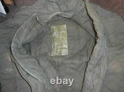 Genuine U. S. Military Extreme Cold Weather Down Sleeping Bag Army