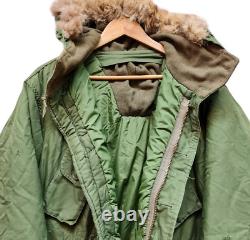 Genuine Vintage 1969 Retro Canadian Army Military ECWC Fur Hood Parka Jacket