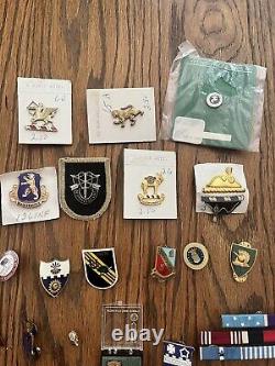 Lot US Army Uniform Insignia DUI Distinctive Unit Insignia Pins Rank Military