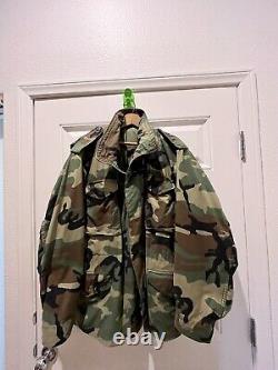 M-65 Field Jacket Made In USA Large Regular Genuine Surplus Woodland Camo