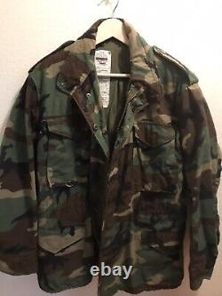 M65 Field Jacket Made In USA Military Army Medium Regular Genuine GI Surplus