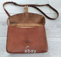 Military Officer Bag, Leather, size 24 x 17 x 3 cm, VTG 1960s, used, Swiss Army