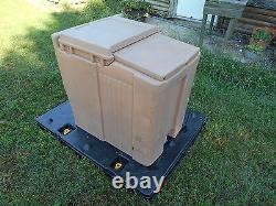 Military Surplus Cambro Ice Chest Box Cooler Kitchen Trailer Missing Screws Army