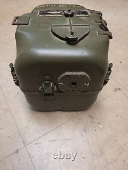 Military U. S. ARMY Signal Corps Hand Crank Generator GN58A UNTESTED