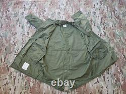 NEW! 1972 Army M-65 OG-107 Military Extreme Cold Weather Parka Fishtail Size S