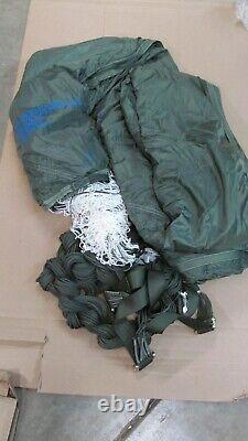 NEW! US ARMY Military T-10D Personnel Parachute COMES WITH LINES AND RAISERS