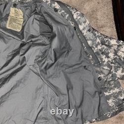 NWT US ARMY Military Issue Coat Cold Weather Field Jacket Camouflage Men MED L