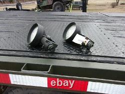 One. Military Surplus Portable Hand Light Electric Equipment Floodlight Us Army