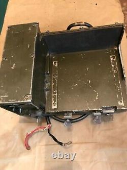 PRC-77 US ARMY Amplifier -Power Supply AM-2060/ GRC Radio and mounting MT-10