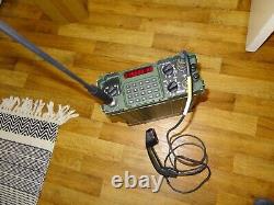Racal VHF / UHF Military Army radios model Racal BCC-70 See the Video