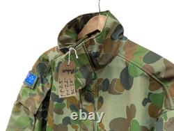 Rare Australian Military Auscam Camo Combat Softshell Jacket Size Medium #534