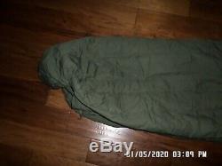 U. S Military Army Extreme Cold Weather Sleeping Bag -20 F Subzero Down Mummy Bag