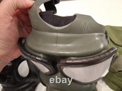 US Army M40 Series Military Gas Mask Set With Bag