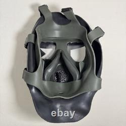 US Army Military Issue M40 Size Medium With NBC Hood US ArmyCarrier Case +More