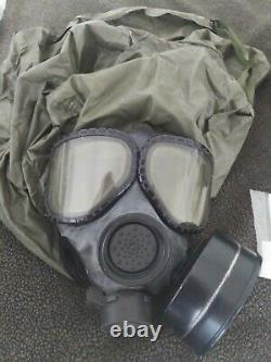 US Army Military M40 Gas Mask Size Small with Bag, Hood, Filter, M581 Kit + More