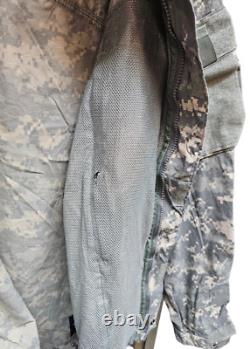 US Military Army Issue ACU Digital Camo Soft Shell Cold Weather Jacket SML S #33