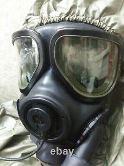 US Military Army Surplus MSA M40 M42 Gas Mask with Accessories NBC CBRN