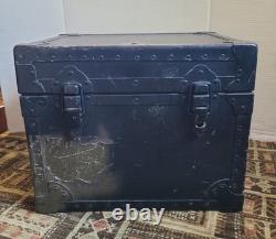 VTG US Army Officer's Field Mess Kit Chest Nearly Complete Military USA