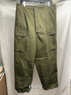 Vintage 1970s Dutch Army KL Cargo Pants Olive Military Sateen 36x31 Button Fly