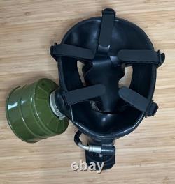 Vintage 1987 Soviet Union PMK-1 Gas Mask sz 3 with Bag & Many Extras military army