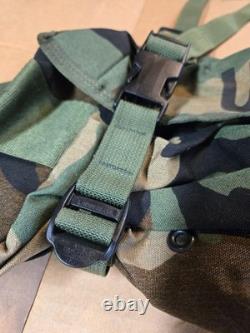 Vintage 90s US Army USGI Woodland Camo Nylon Combat Training Field Buttpack NOS