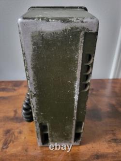 Vintage Korean / Vietnam War Era US Army Military Field Telephone Set TA-312/PT