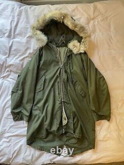 Vintage Korean War M-51 Fishtail Parka Size Medium Military Surplus