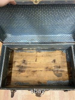 Vintage Military FOOT LOCKER Wood Trunk chest storage green box army US Soldier