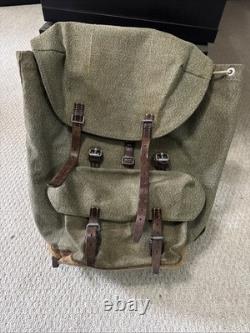 Vintage Swiss Army Backpack Military Salt & Pepper Canvas & Leather Rucksack Vintage Swiss Army Backpack Military Salt & Pepper Canvas & Leather Rucksack