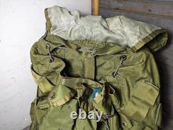 Vintage US Army Military Green Nylon Field Pack Backpack with Metal Frame