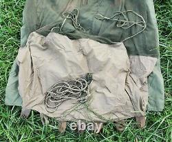 Vintage US Army Military Jungle Hammock With Neting Green Nylon Vietnam Era