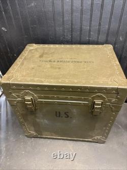 Vintage US Army Military Transport Field Case / Chest / 19.5 X 14.5x18