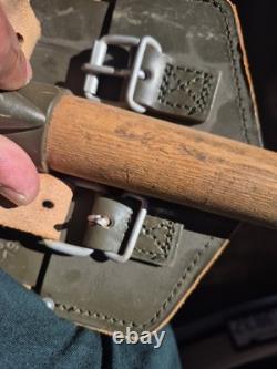 Vntg 1964 Army Military Green Foldable Small Shovel US Nice