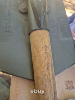 Vntg 1964 Army Military Green Foldable Small Shovel US Nice