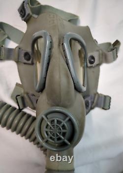 WWII 1942 US Military Army Lightweight Service Gas Mask, Sz Small with Filter, Bag